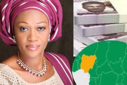 Image shows Nigerian first lady 50,000 Naira grant to 37,0000 in Nigeria